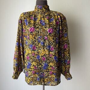 Jordan sz 8 Vintage floral‎ shoulder padded blouse